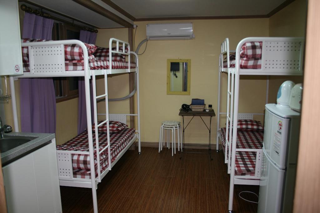 Hostel Station Pencil Seoul